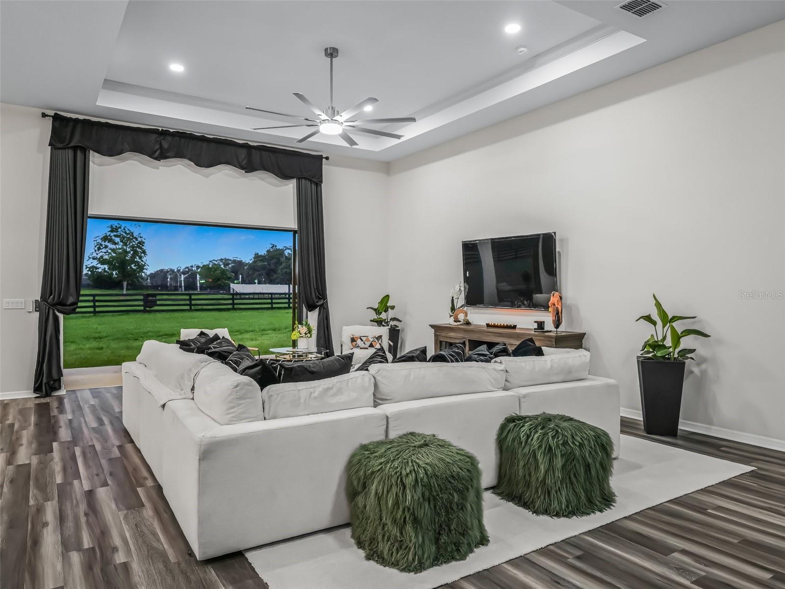 SUMMERHILL - Residential