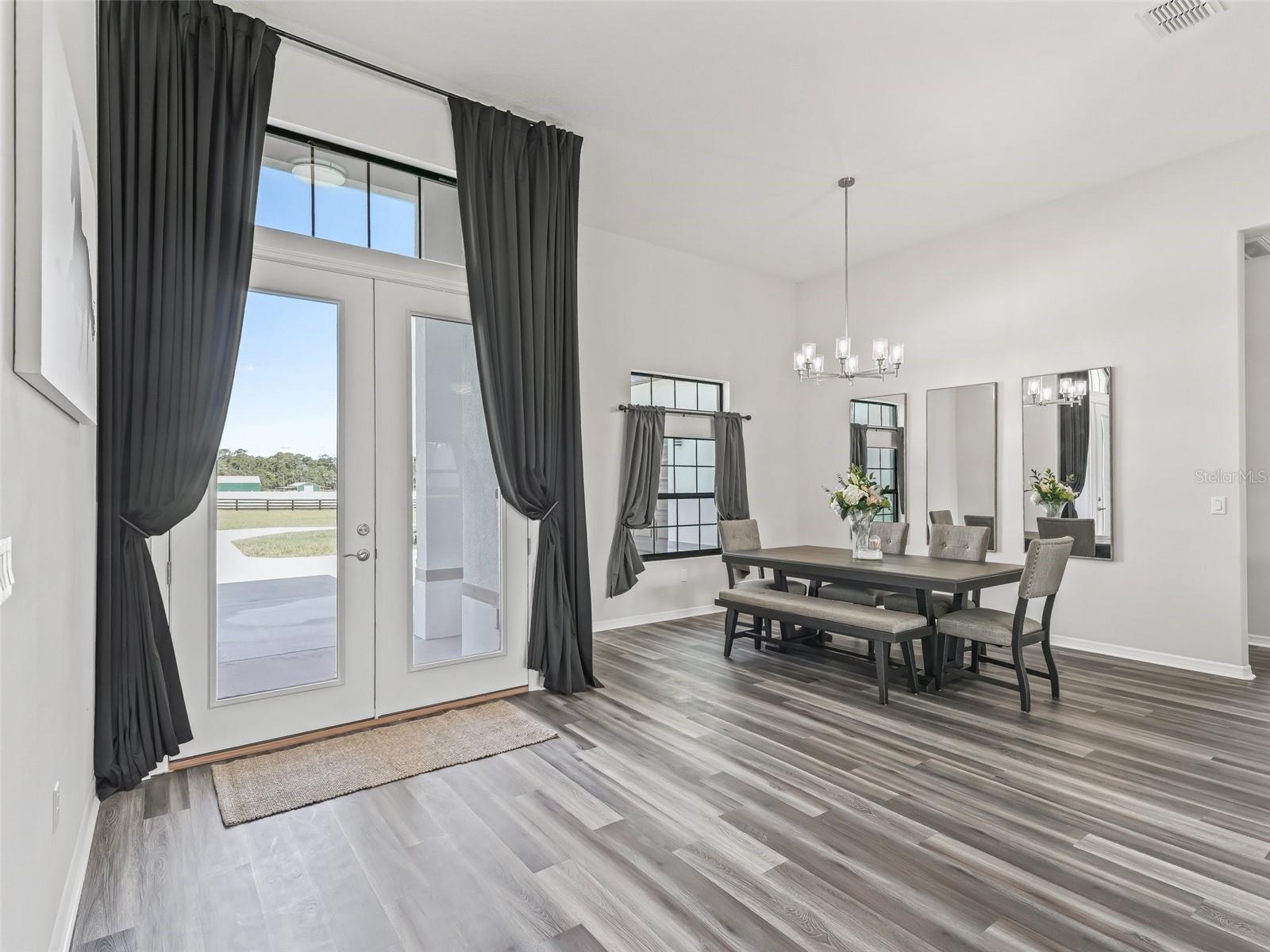 SUMMERHILL - Residential