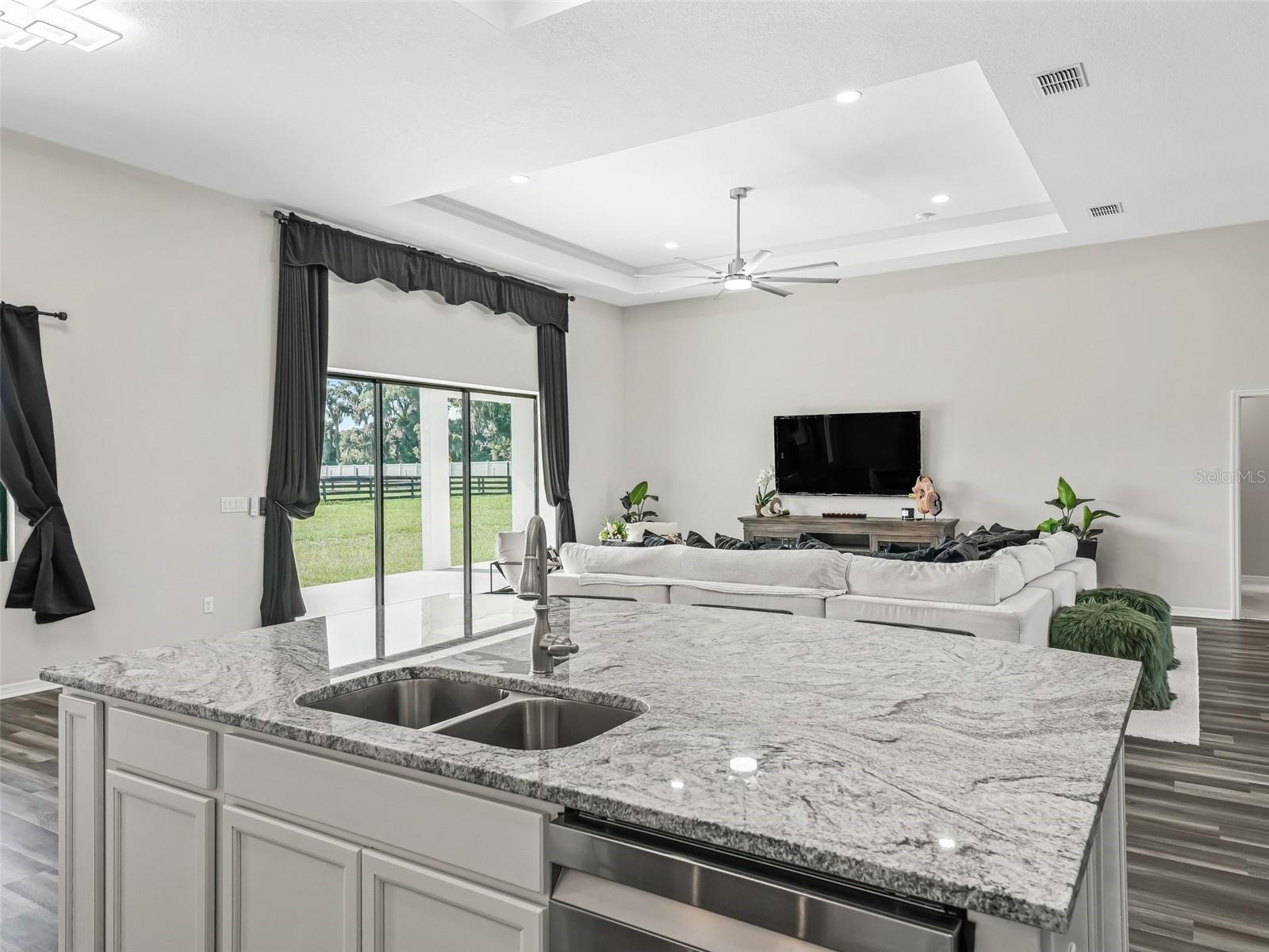 SUMMERHILL - Residential