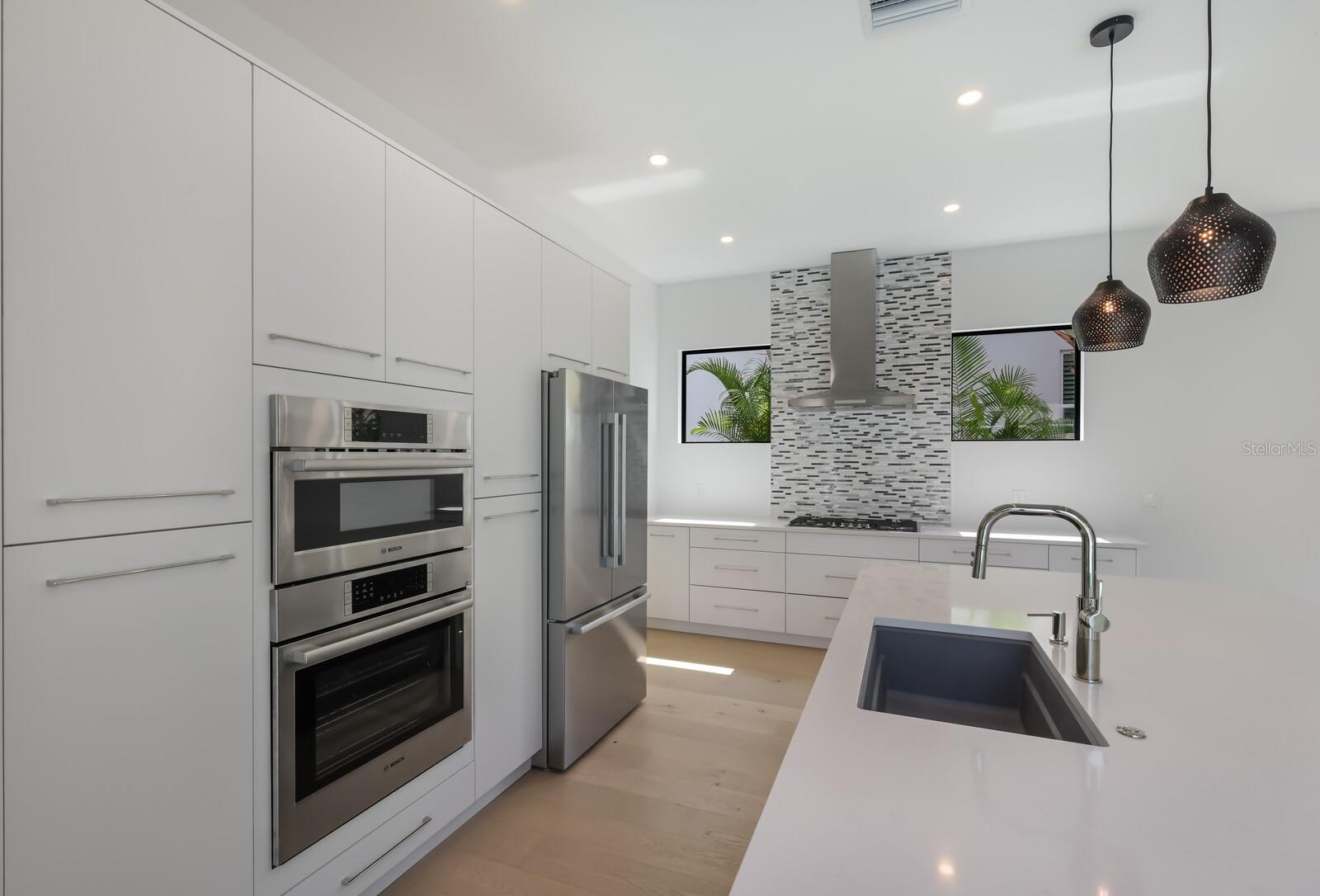 GRANADA - Residential