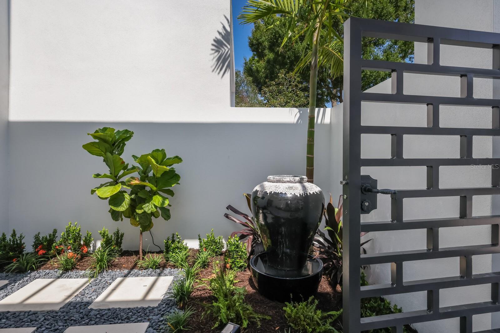 GRANADA - Residential