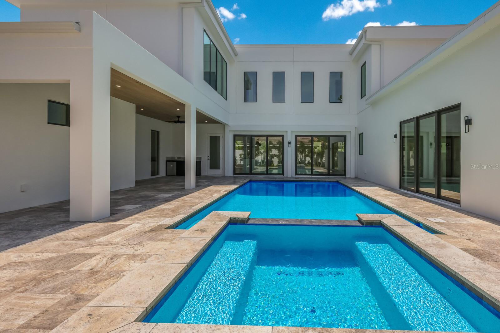 GRANADA - Residential