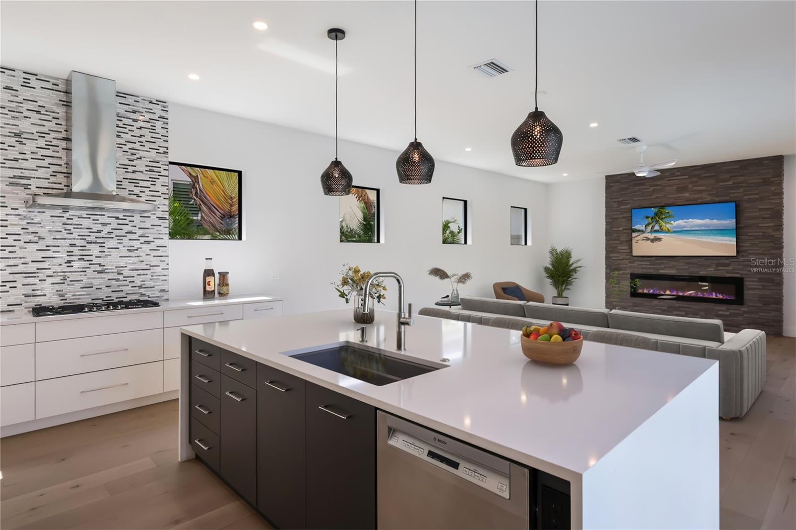 GRANADA - Residential