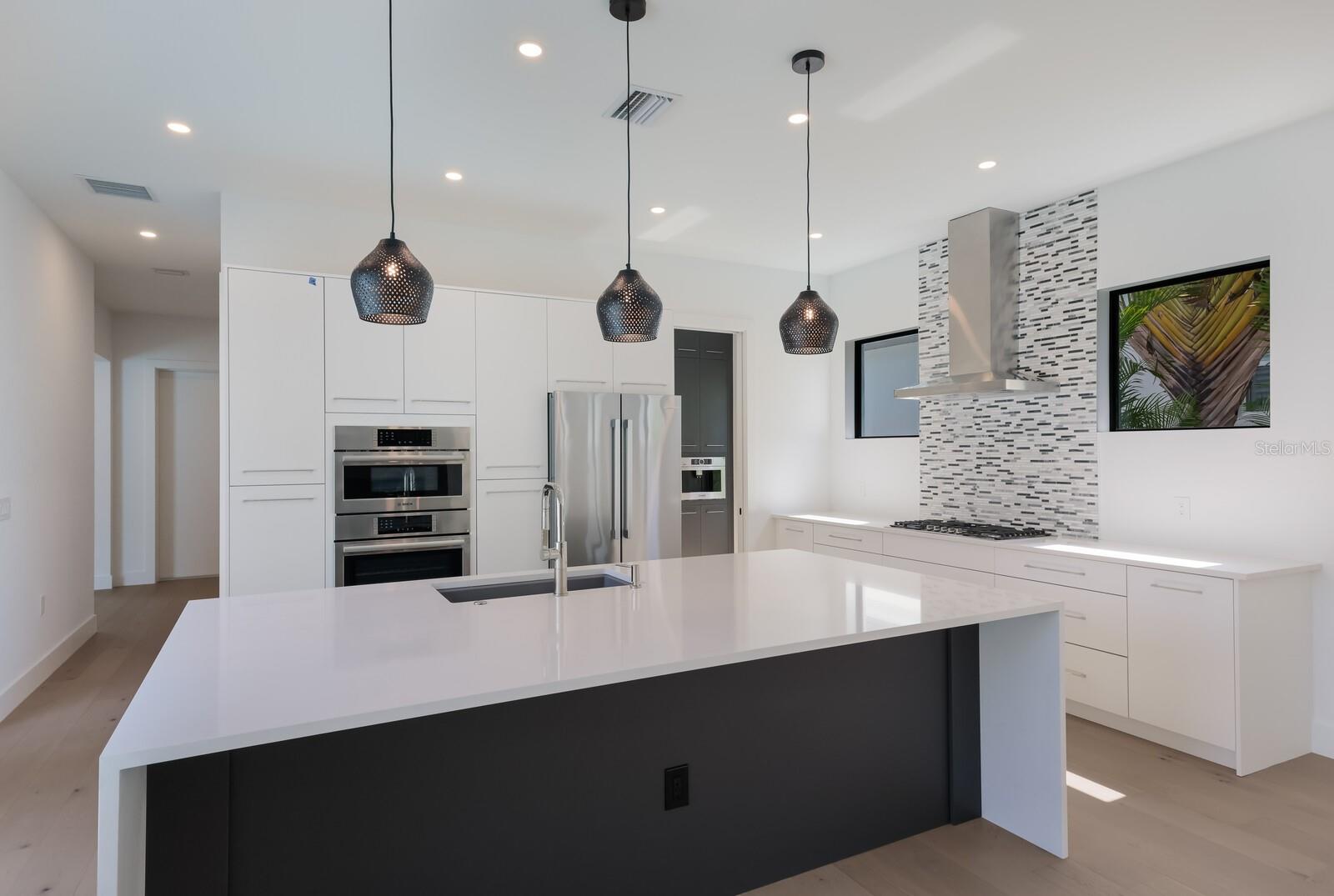 GRANADA - Residential