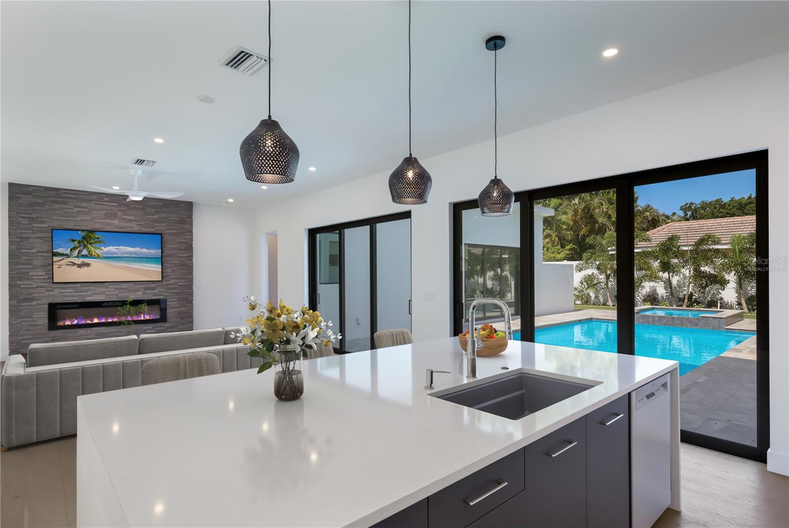 GRANADA - Residential