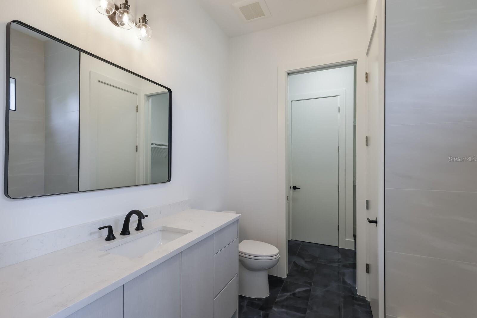 GRANADA - Residential