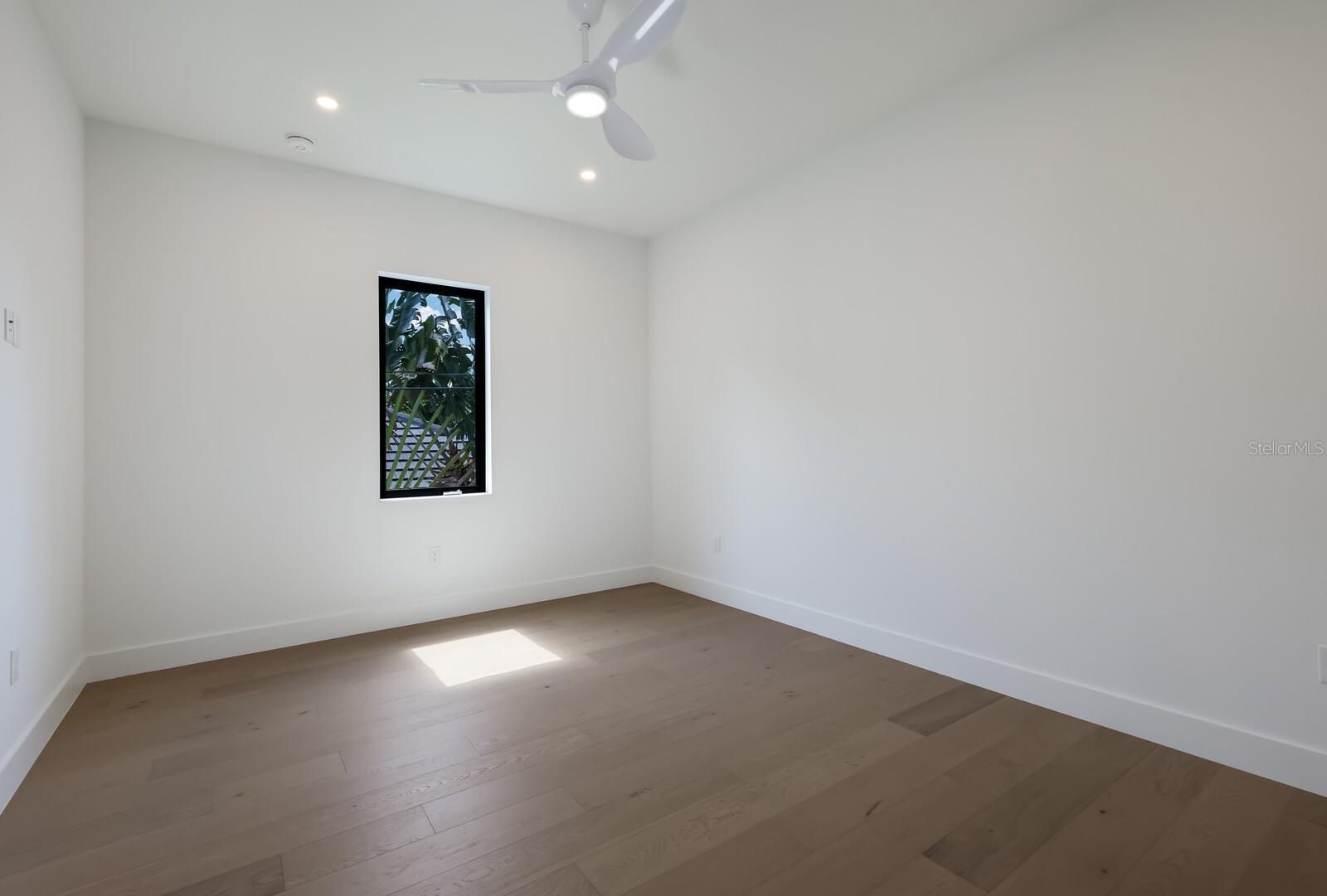 GRANADA - Residential