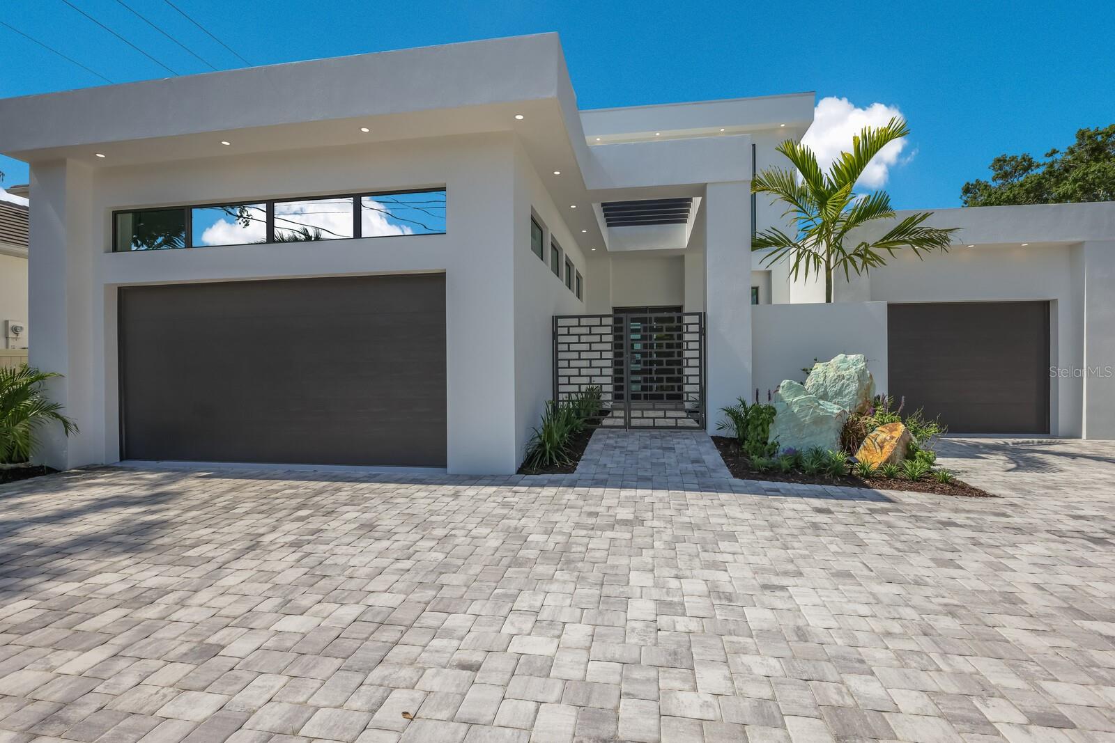 GRANADA - Residential