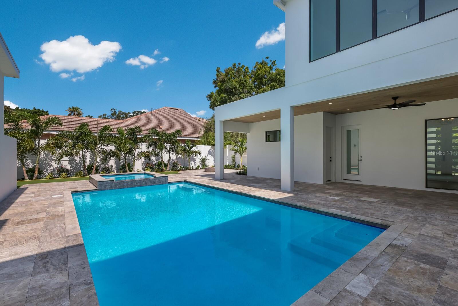 GRANADA - Residential