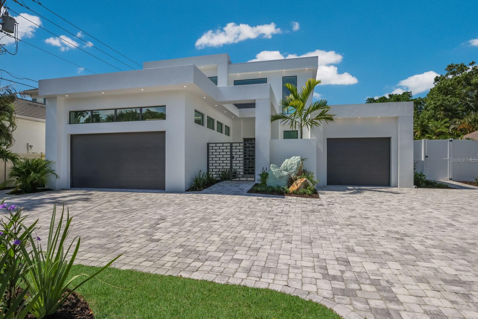 GRANADA - Residential