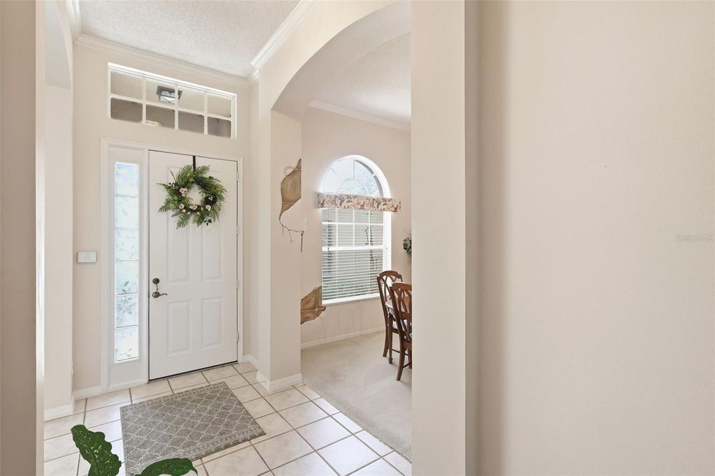 Photo of 402 Turnstone Way, Orlando, FL 32828 (MLS # O6389178)