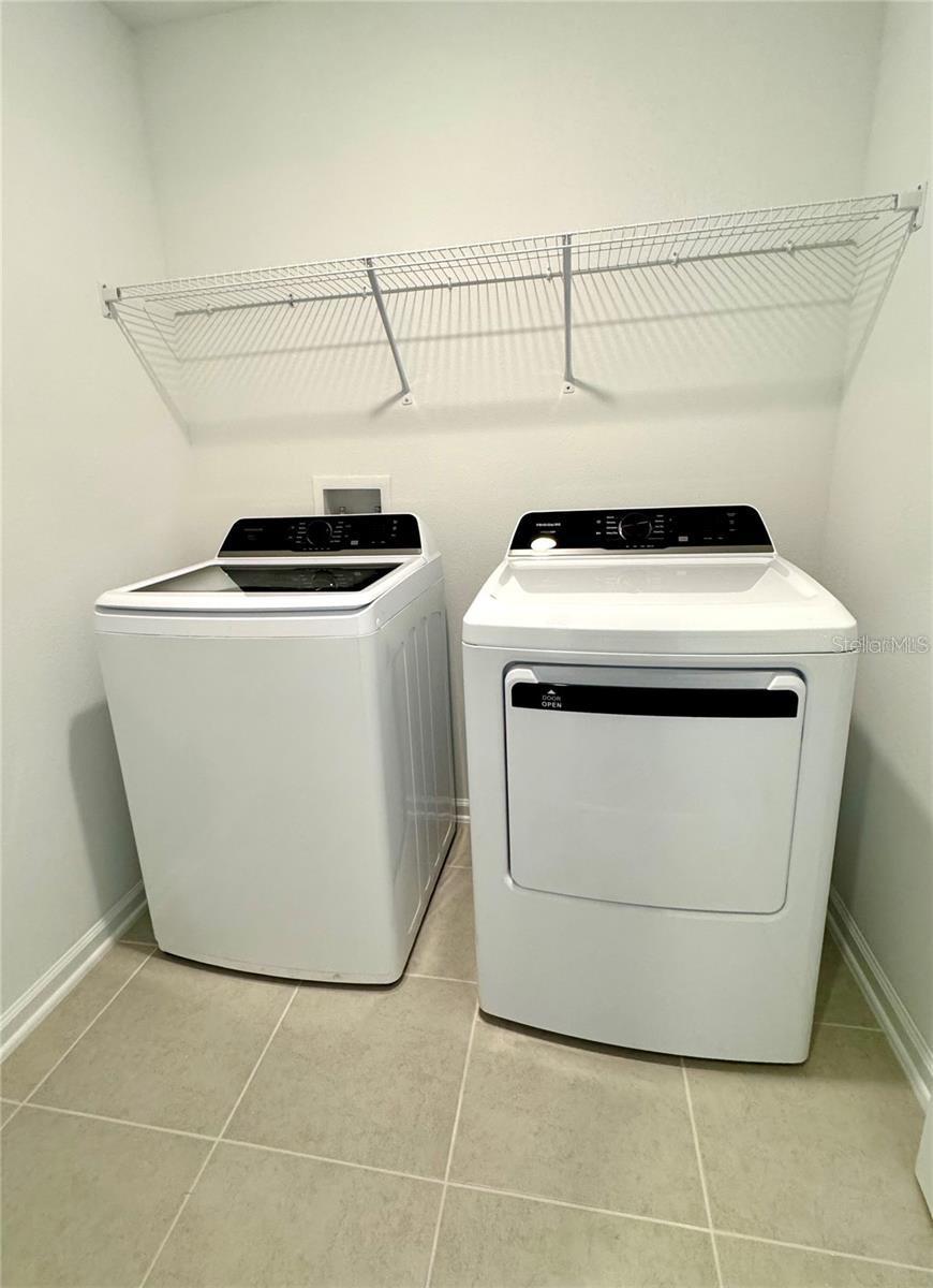 HUNT CLUB/LK WALES PH 1 - Residential