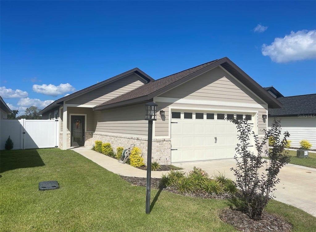Photo of 24328 SW 17th Lane, Newberry, FL 32669 (MLS # GC544075)