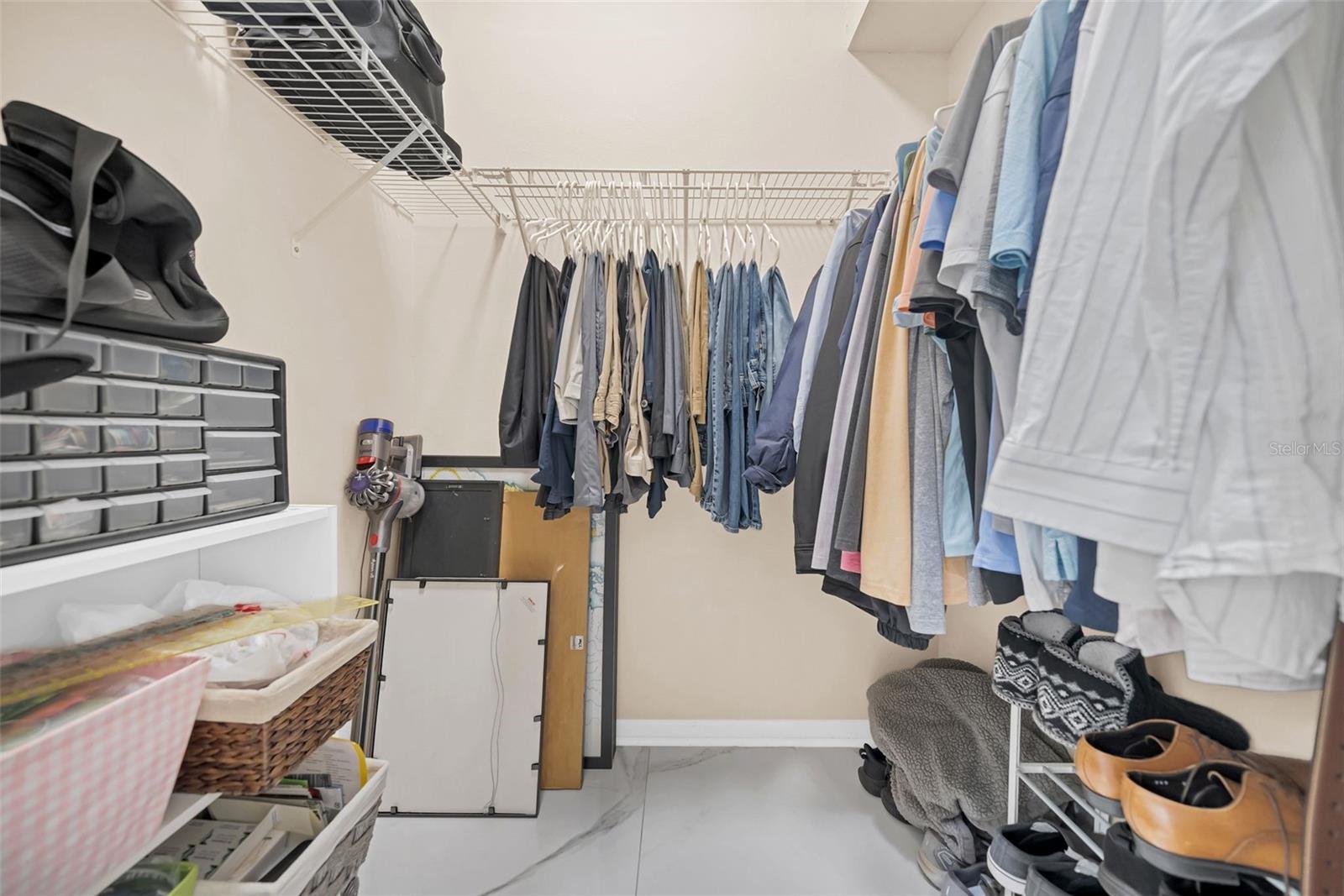 HERNANDO OAKS PH 1 - Residential Lease