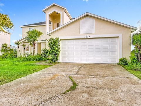 Photo of 5035 Heatherlake Terrace, Kissimmee, FL 34758 (MLS # O6348943)