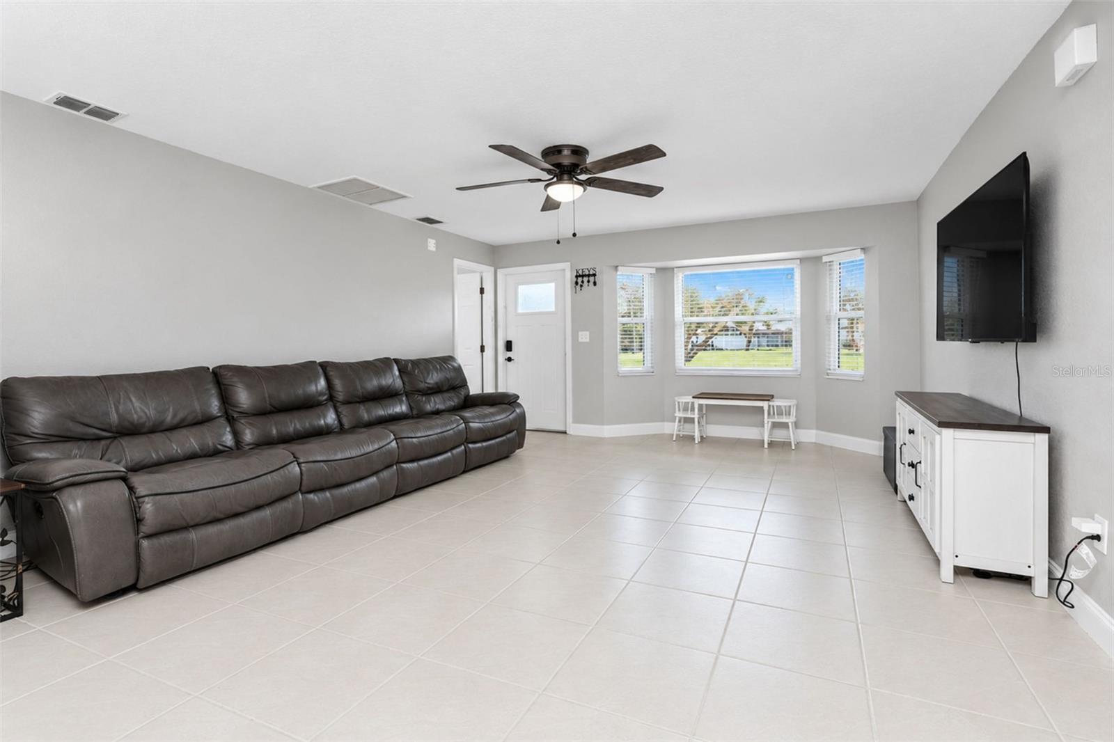 1093 DORCHESTER ST, PORT CHARLOTTE, FL, 33952 4 1093 DORCHESTER ST