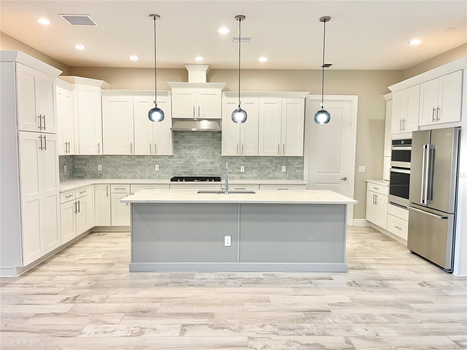 LAKESHORE PRESERVE PH 4 - Residential