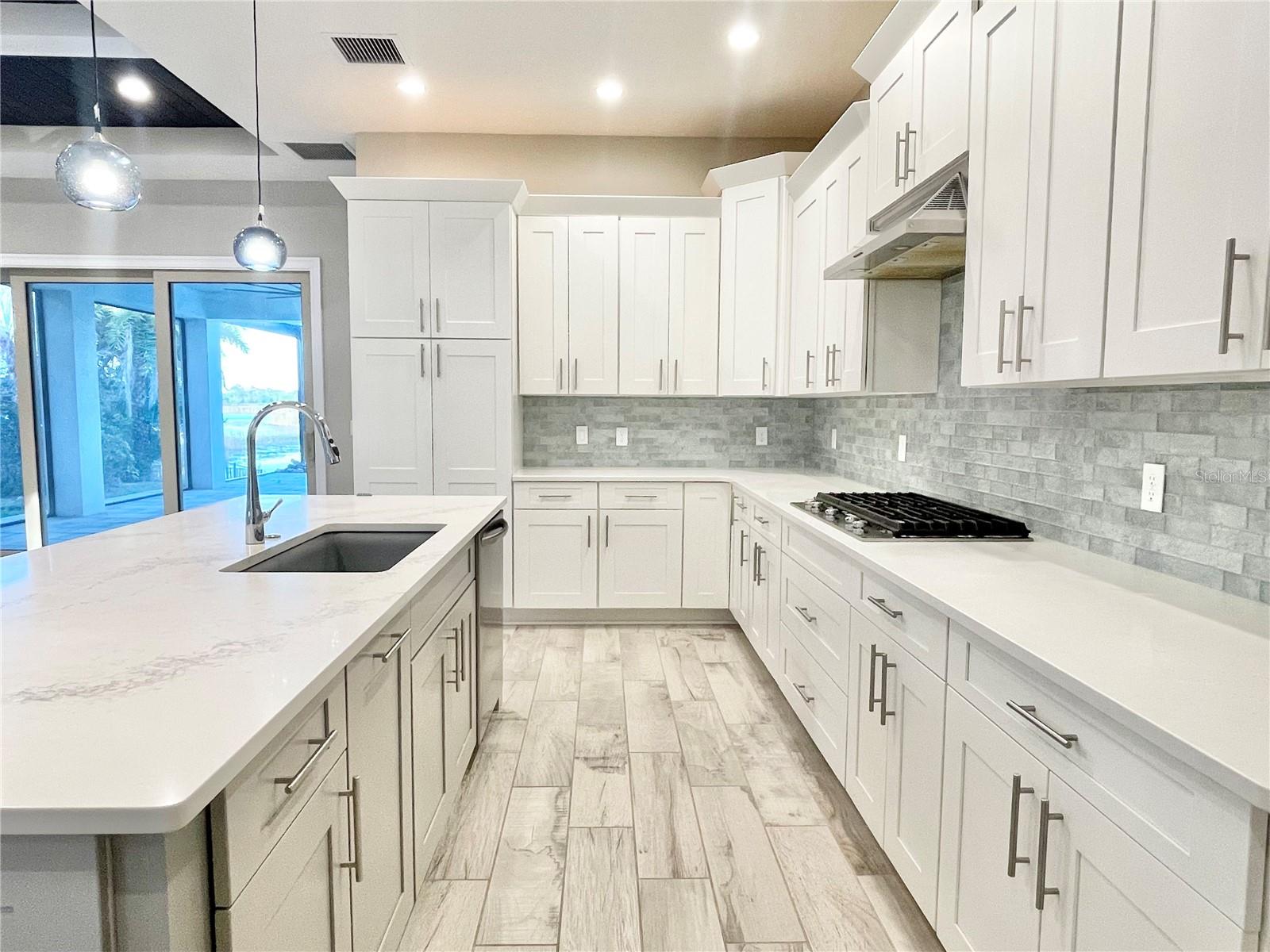 LAKESHORE PRESERVE PH 4 - Residential