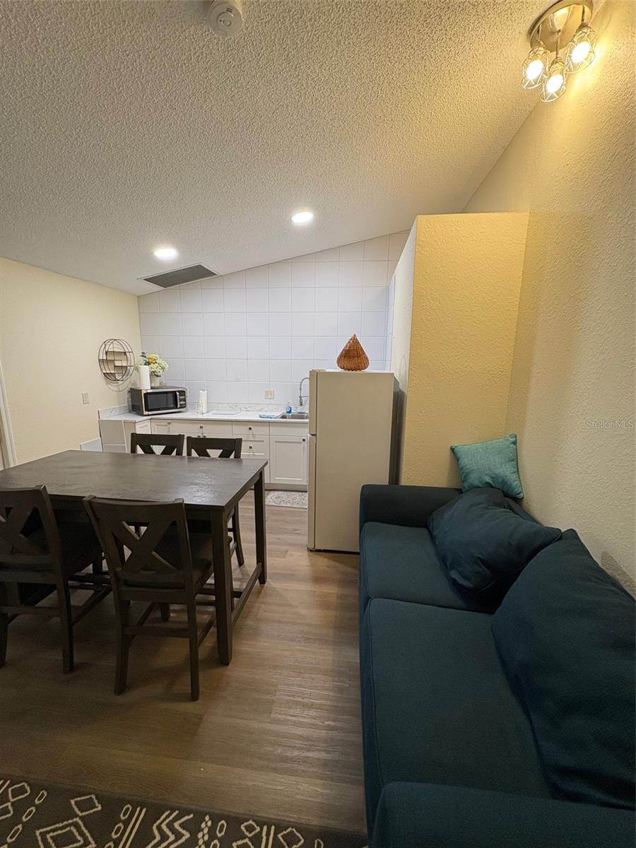 WARM MINERAL SPGS - Residential