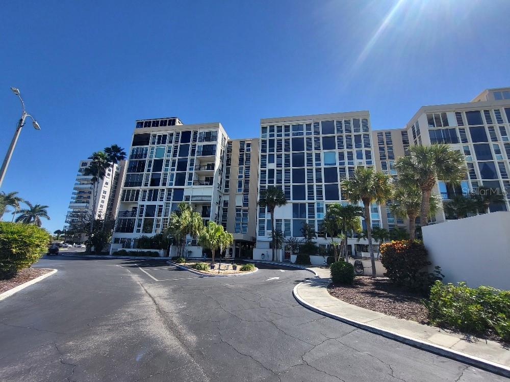 BAY ISLAND GROUP 1 - Residential Lease