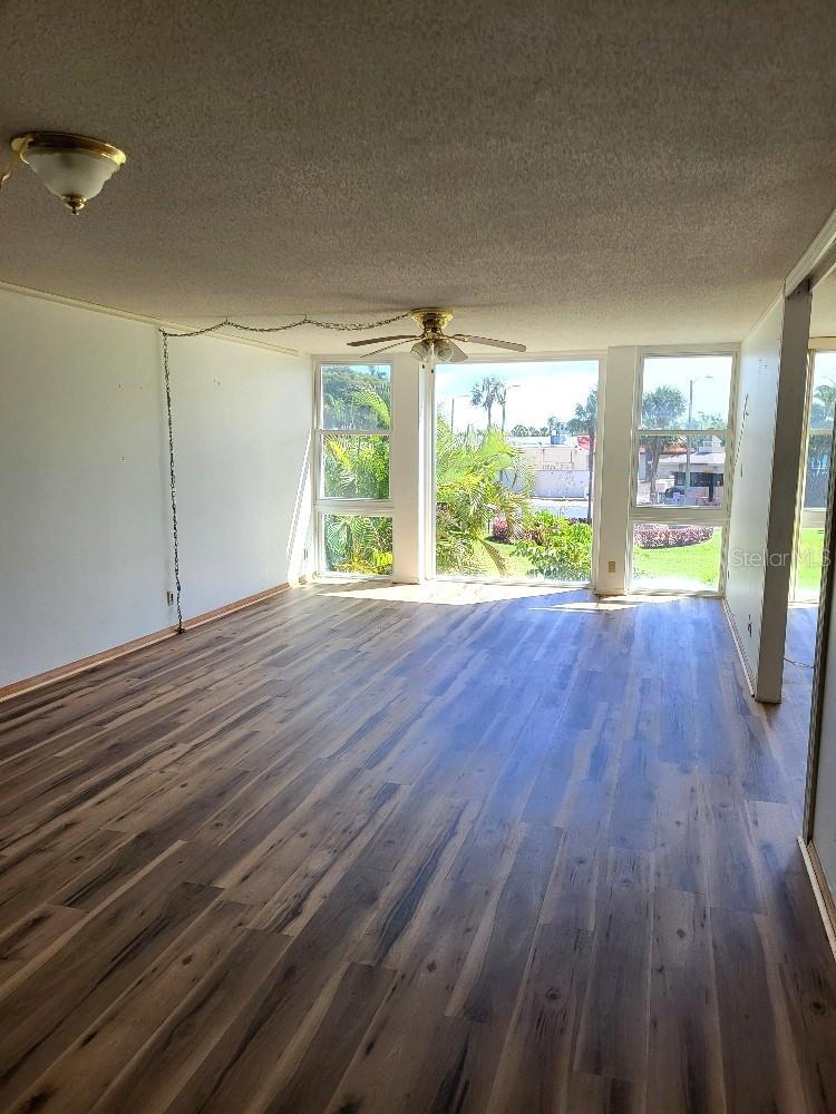 BAY ISLAND GROUP 1 - Residential Lease