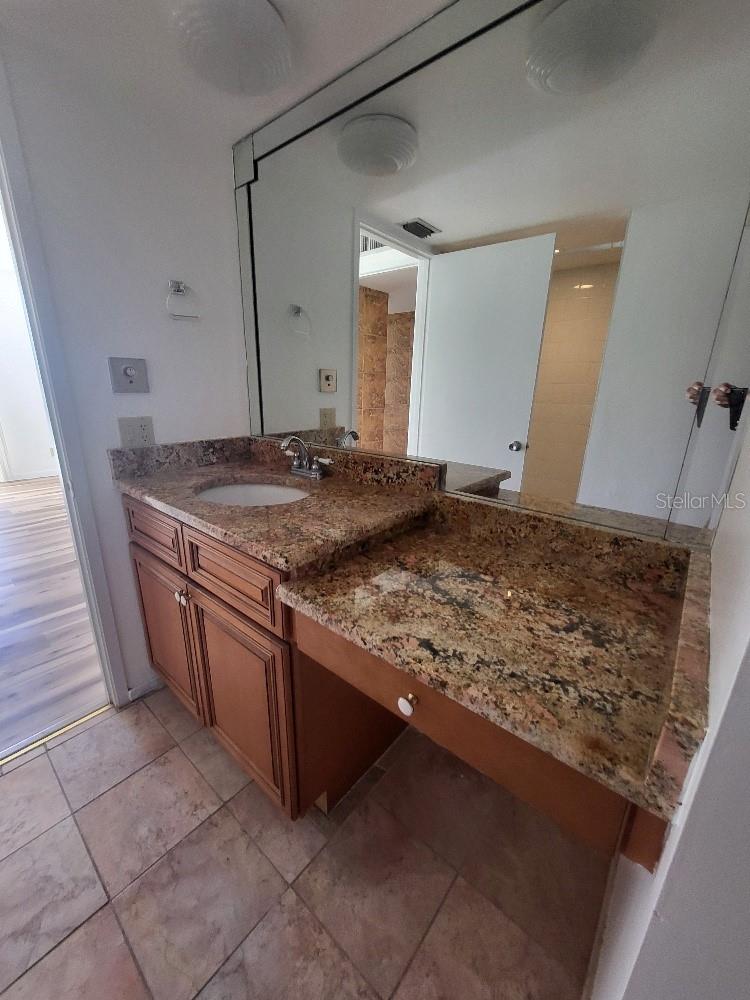 BAY ISLAND GROUP 1 - Residential Lease