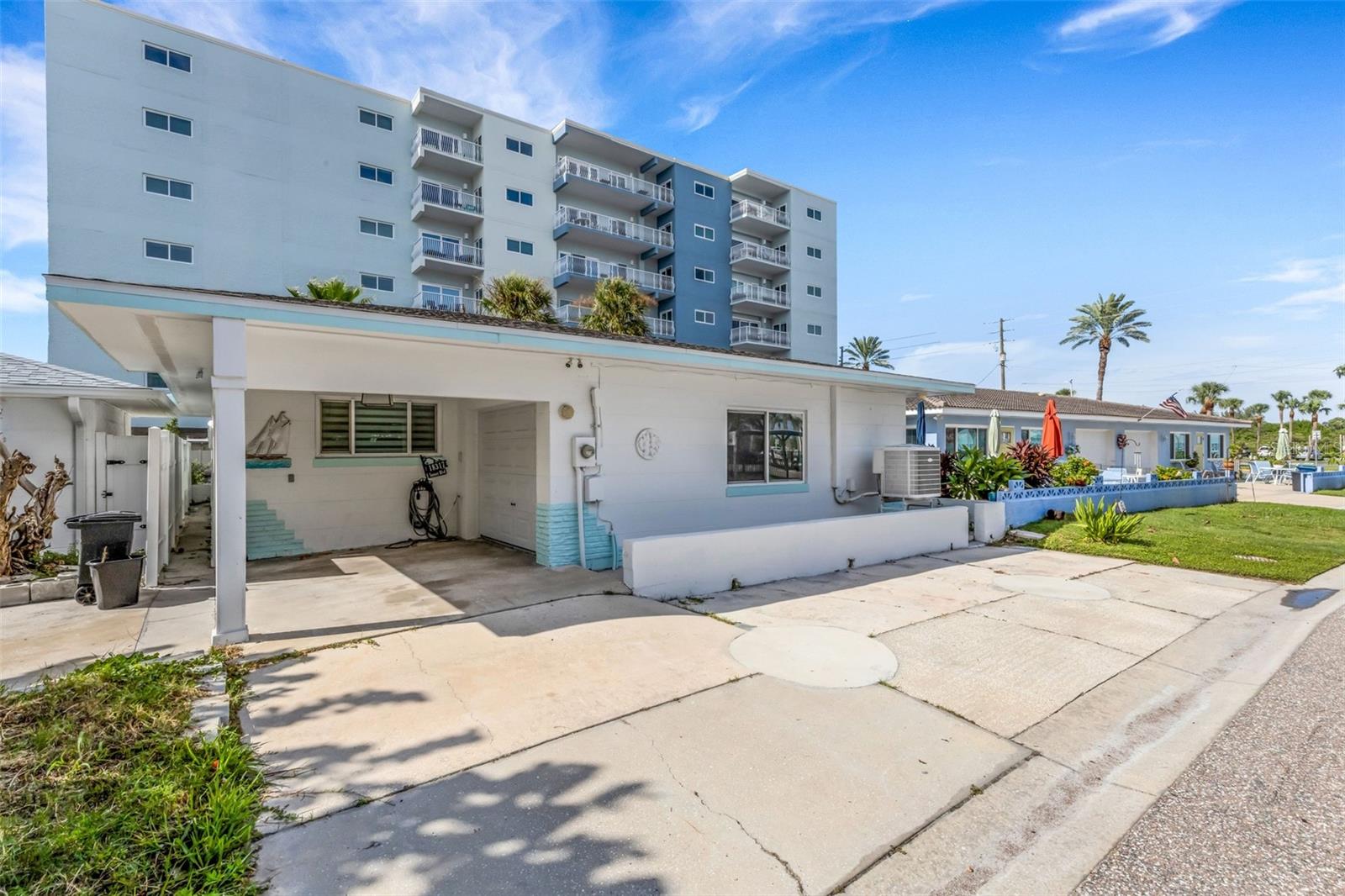 18317 SUNSET BOULEVARD