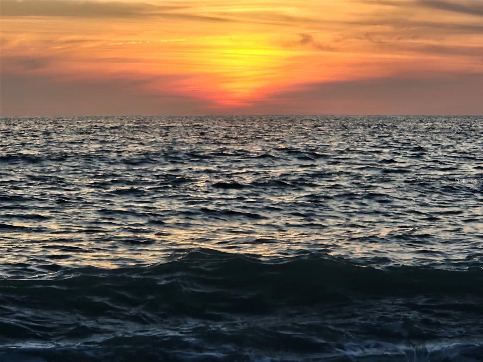 ISLANDWALK - Residential