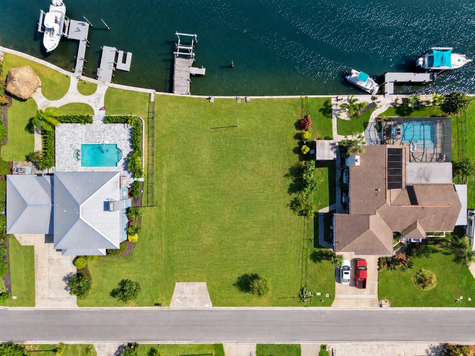 753 GRAN KAYMEN WAY, APOLLO BEACH, FL, 33572 4 753 GRAN KAYMEN WAY