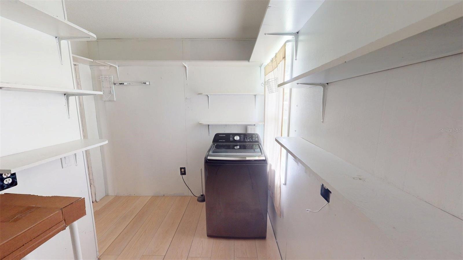 ROYAL HOWARD SUB - Residential