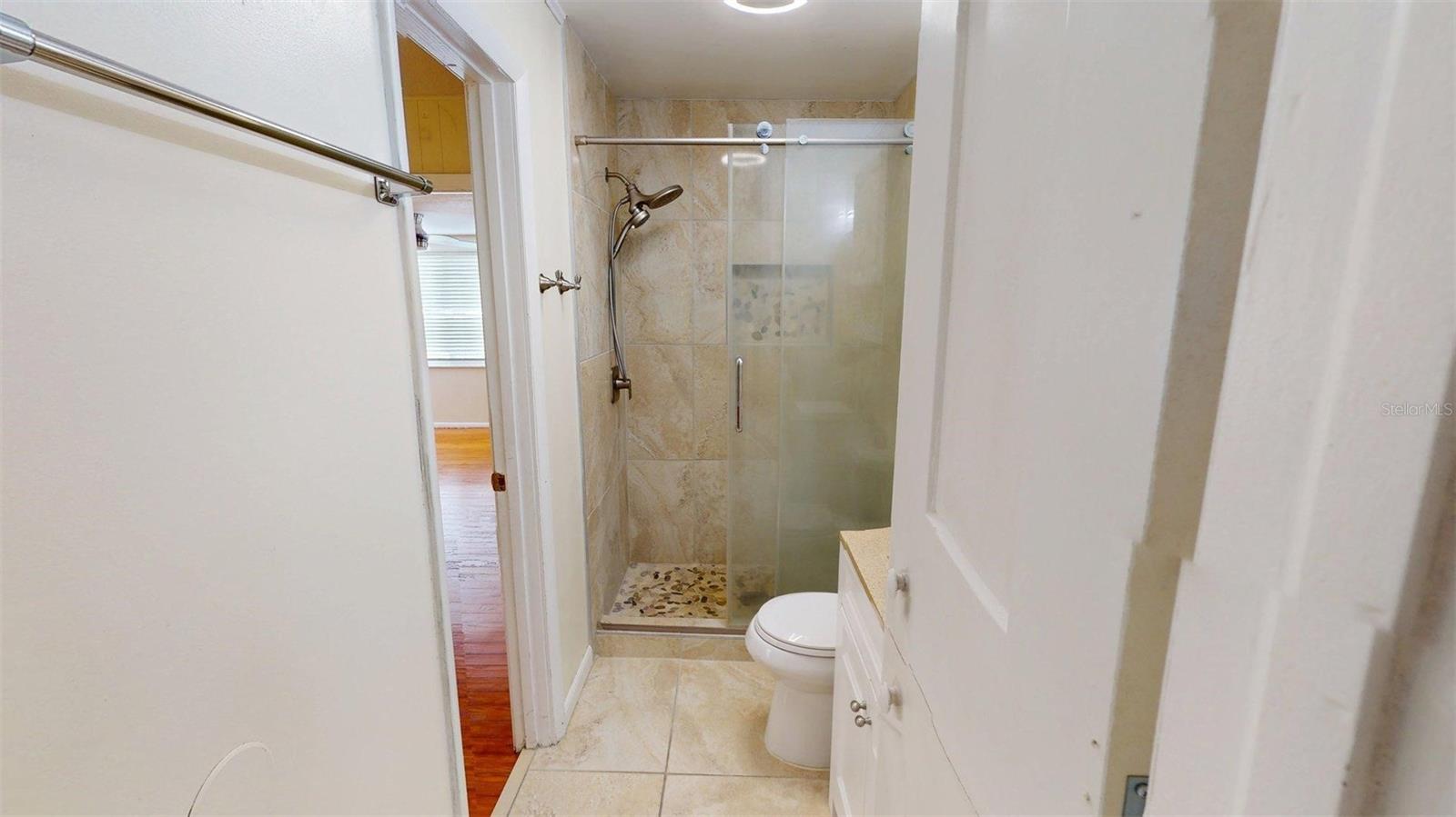 ROYAL HOWARD SUB - Residential