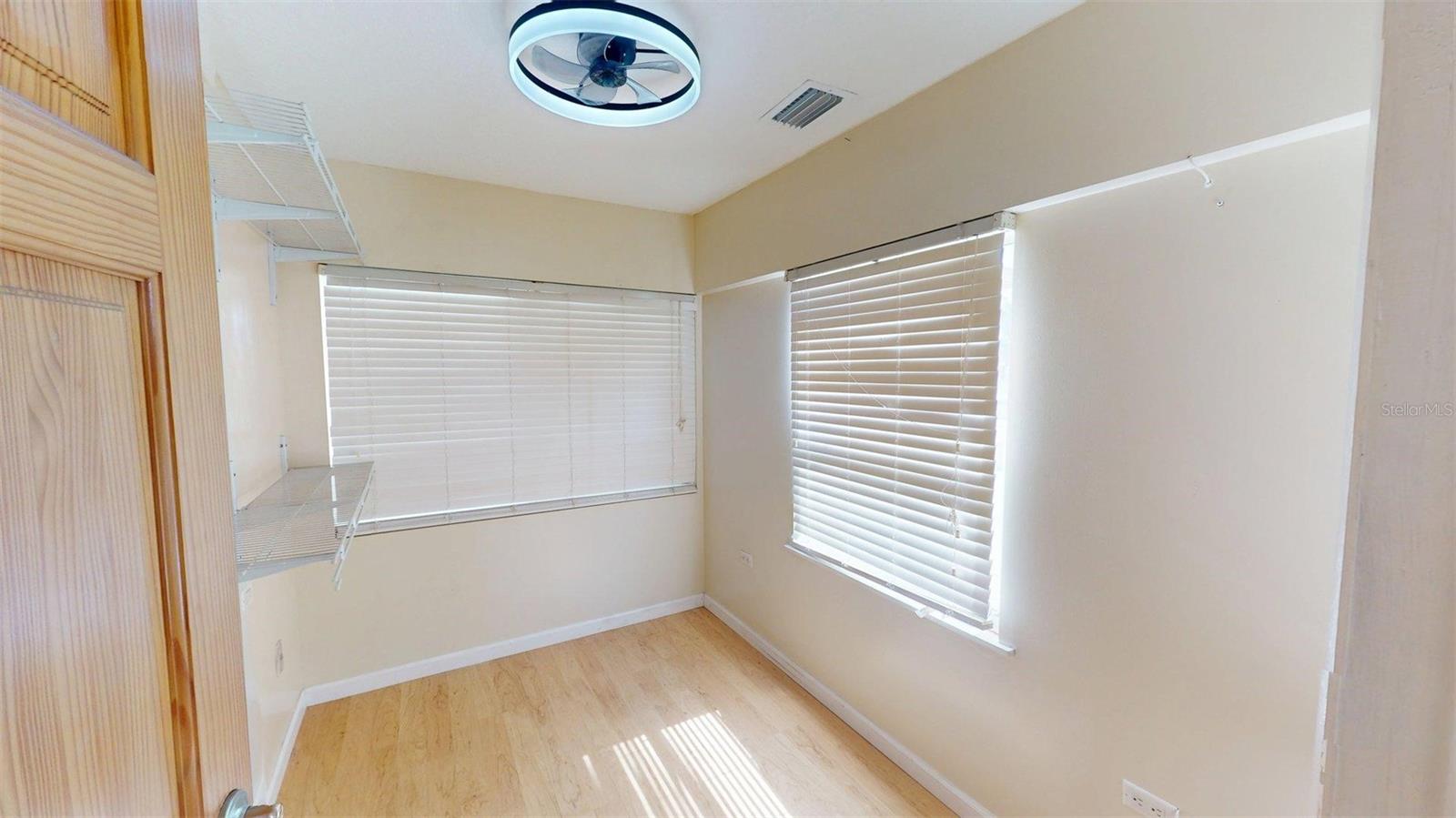 ROYAL HOWARD SUB - Residential