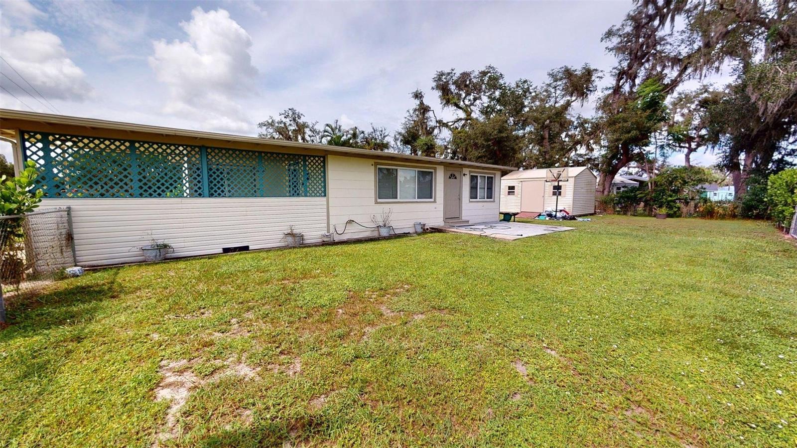 ROYAL HOWARD SUB - Residential