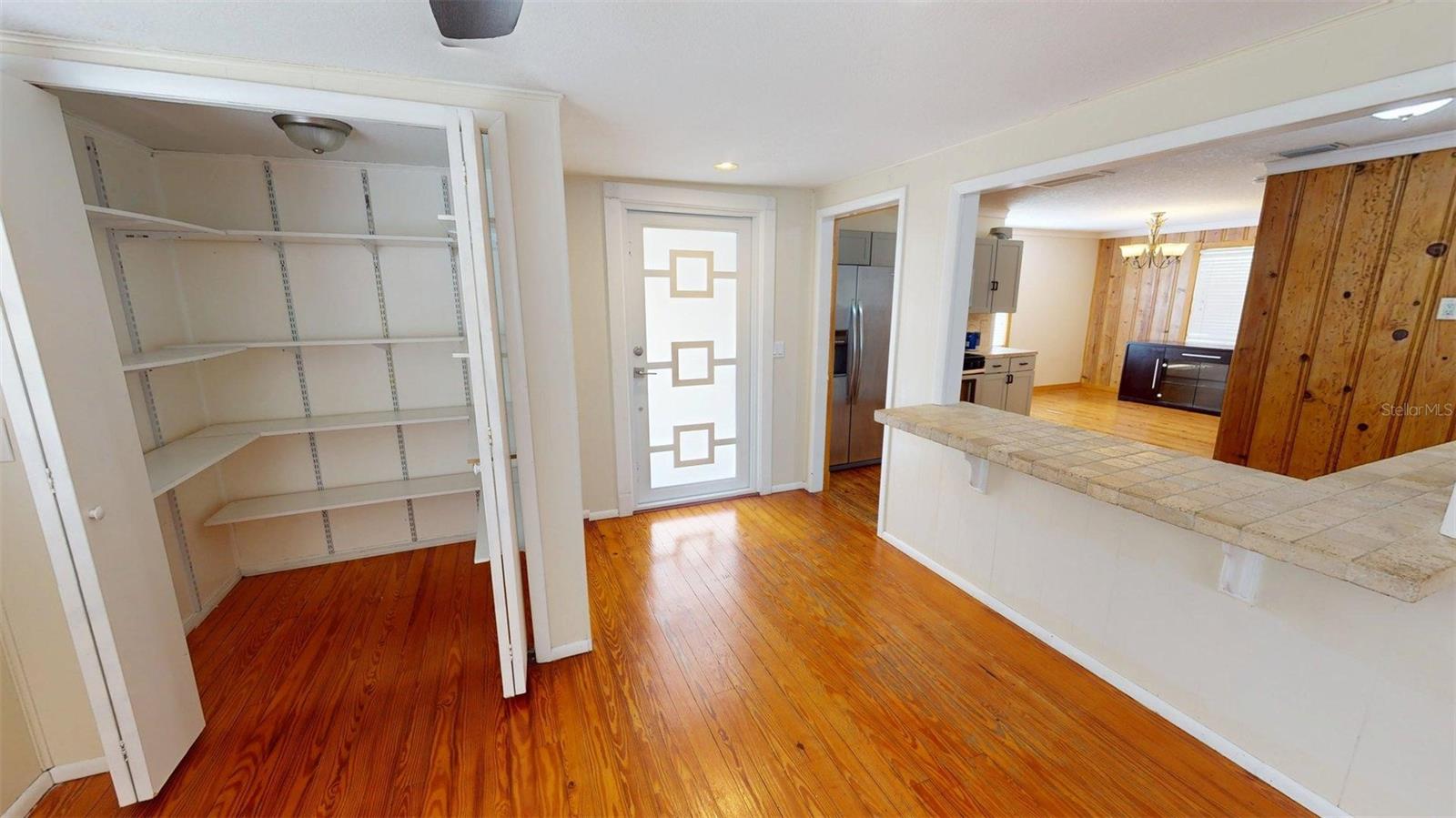 ROYAL HOWARD SUB - Residential