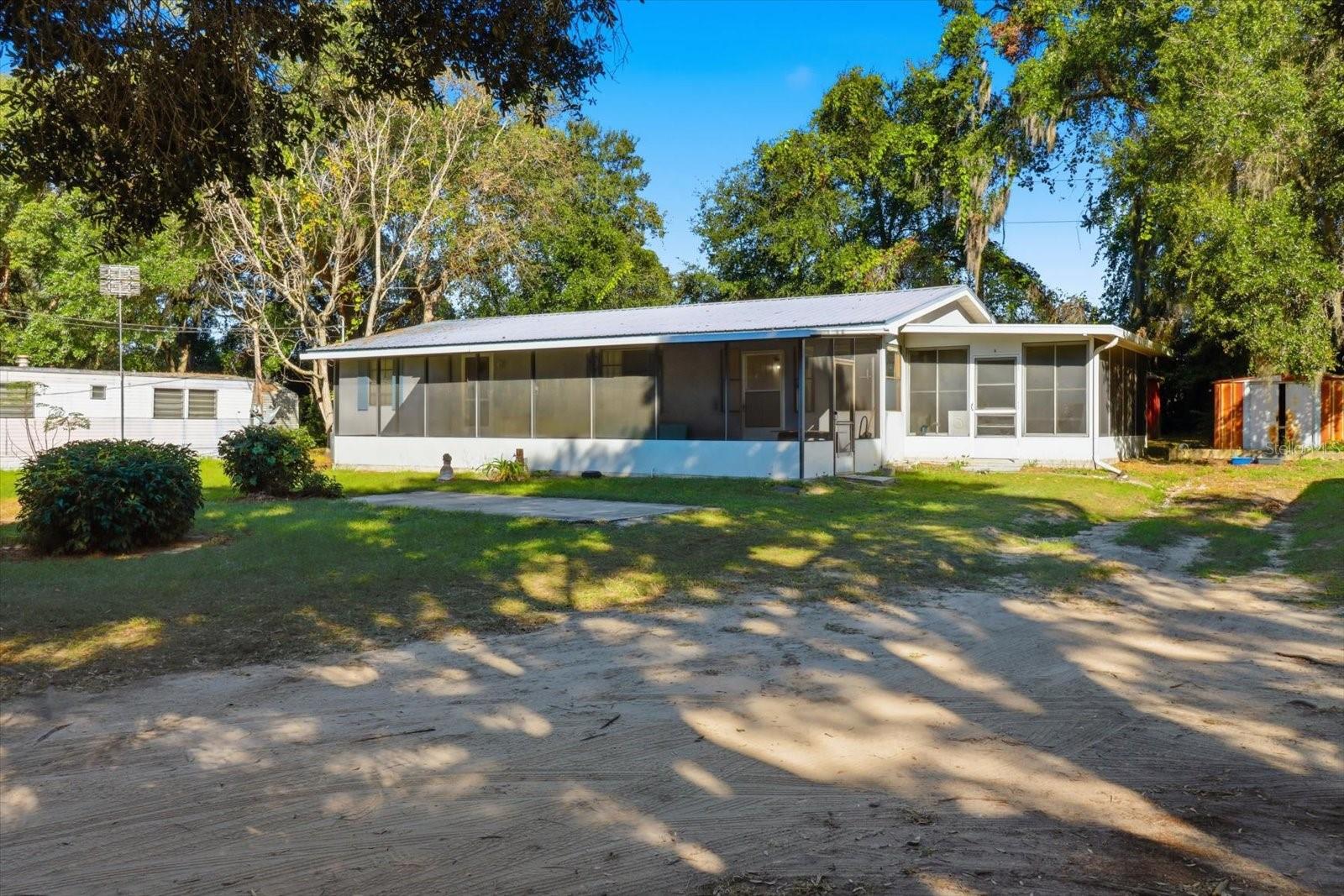 LITTLE LAKE WEIR - Residential