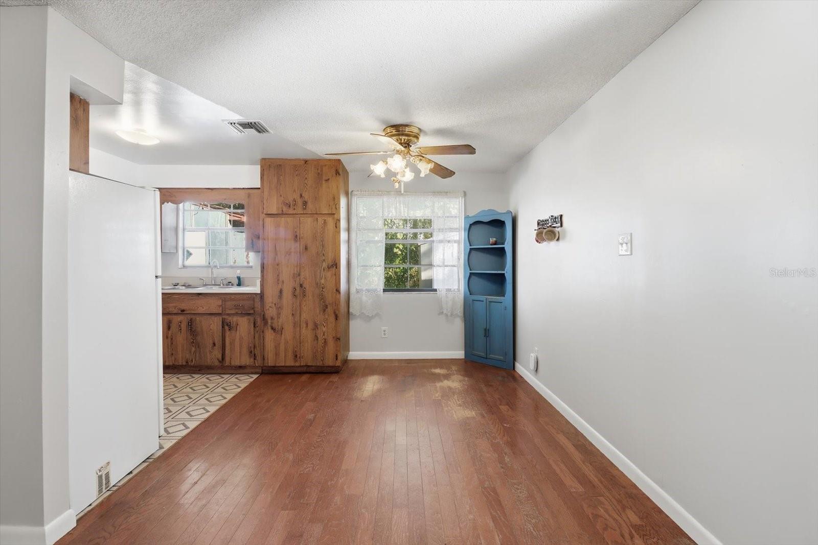 LITTLE LAKE WEIR - Residential