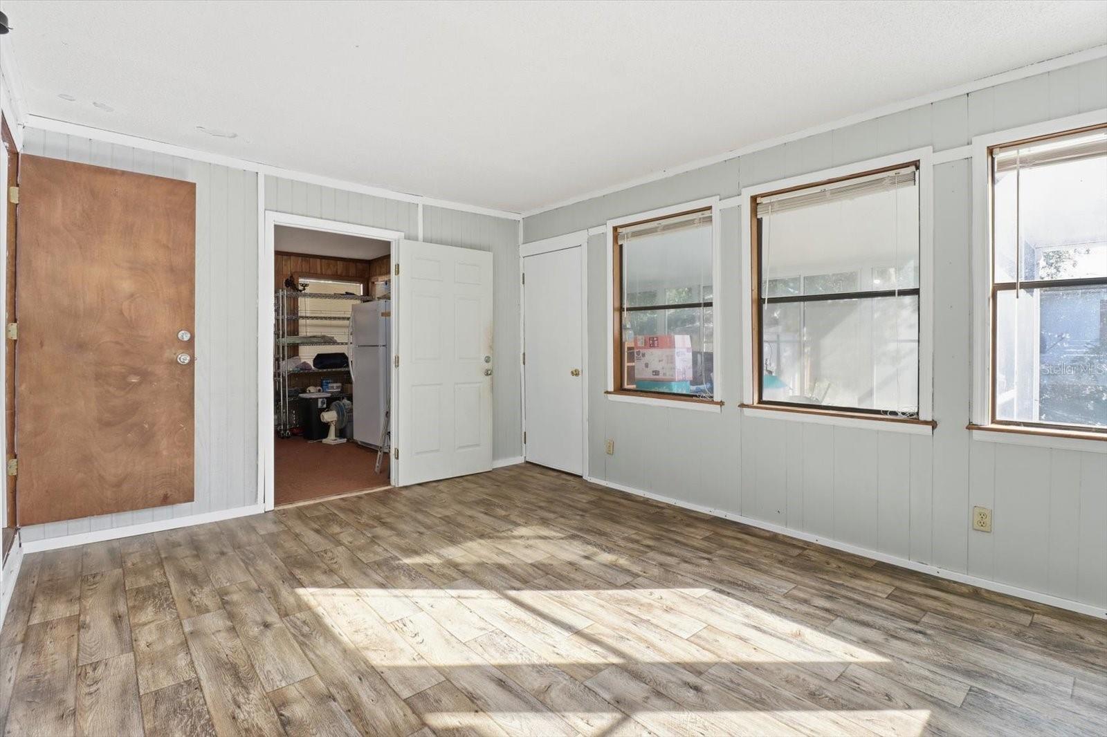 LITTLE LAKE WEIR - Residential