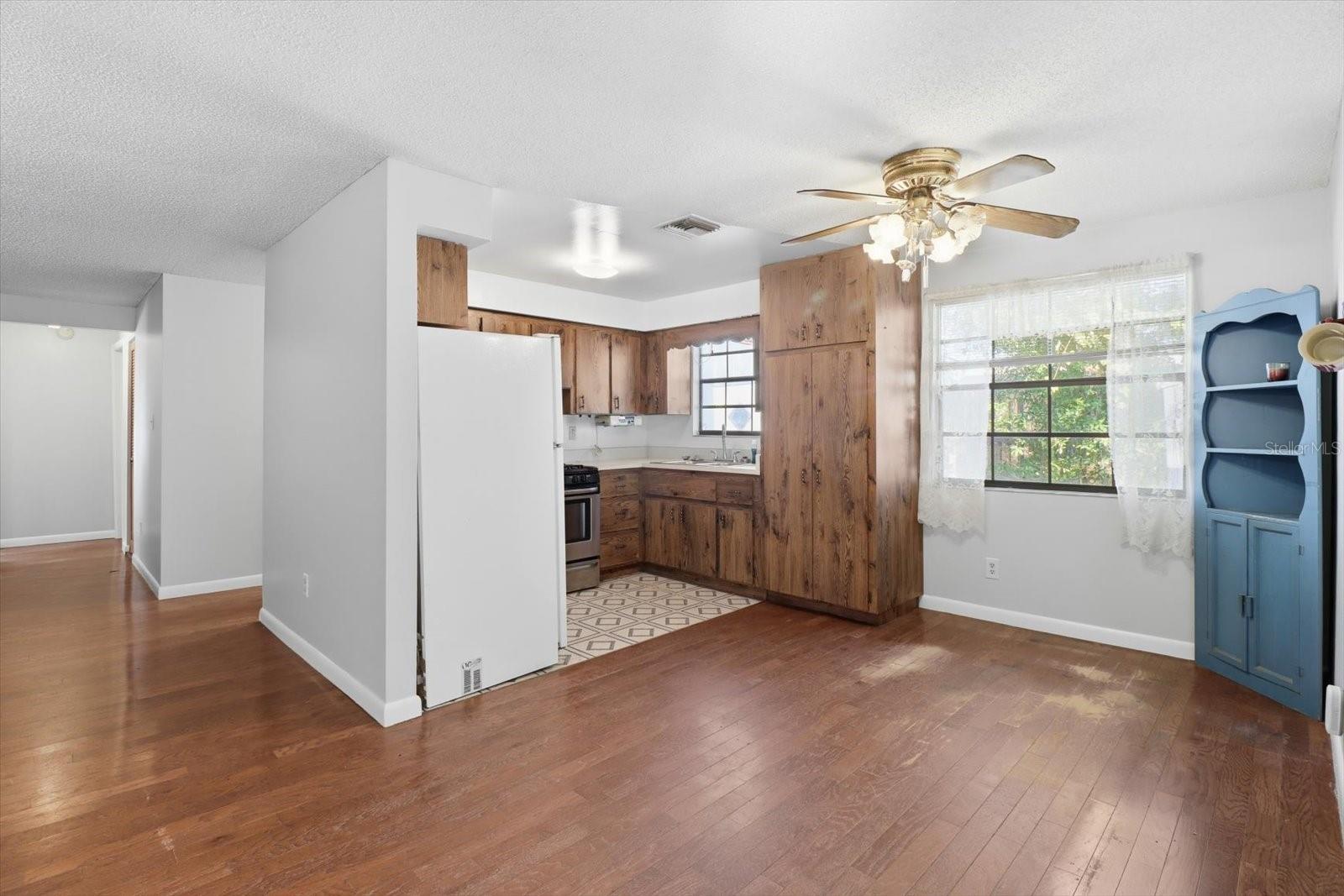 LITTLE LAKE WEIR - Residential