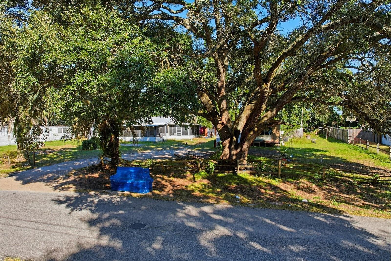 LITTLE LAKE WEIR - Residential