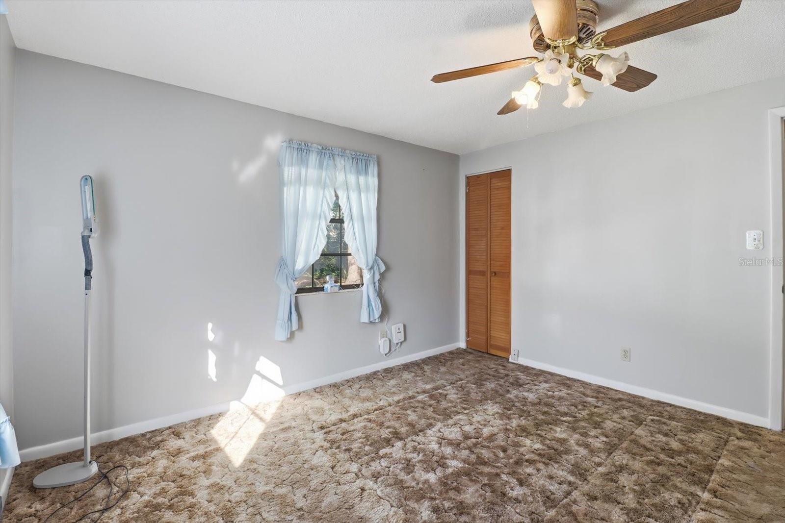 LITTLE LAKE WEIR - Residential