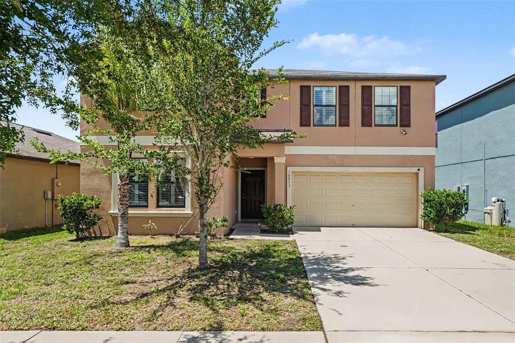 Photo of 10022 Carloway Hills Drive, Wimauma, FL 33598 (MLS # TB8520232)