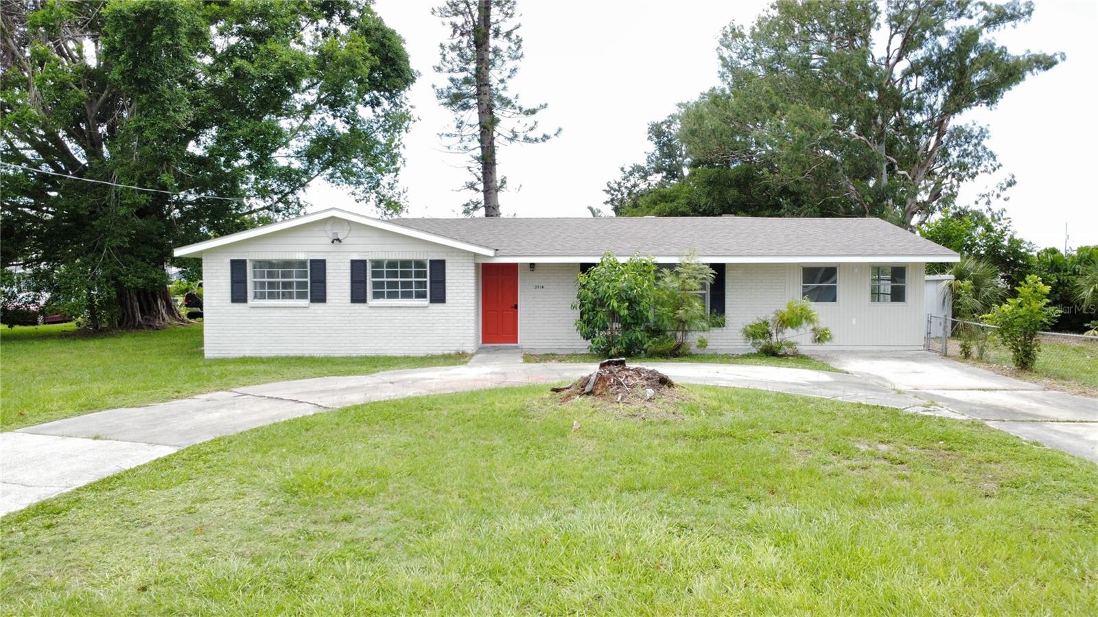 Welcome to this beautifully remodeled 4-bedroom, 2-bathroom home located on a quiet cul-de-sac in central Bradenton. This move-in-ready property features a brand new roof, stylish wood-look vinyl flooring throughout, modern recessed lighting, and a fully updated kitchen with white shaker cabinets, granite countertops, stainless steel appliances, and a sleek tile backsplash.
Both bathrooms have been completely renovated with contemporary finishes, including new vanities, fixtures, and custom tile showers. The spacious bedrooms are filled with natural light and fresh neutral tones.
Step outside to enjoy Florida living with a large screened-in patio—perfect for relaxing or entertaining. The home also features a private fenced yard on the right side, ideal for pets, play, or gardening. The circular driveway offers plenty of parking, and the freshly painted exterior adds to the home’s great curb appeal.
No HOA and no CDD fees! Conveniently located near shopping, dining, schools, and just minutes from Florida’s world-famous Gulf beaches.
Don’t miss this one—schedule your private showing today!