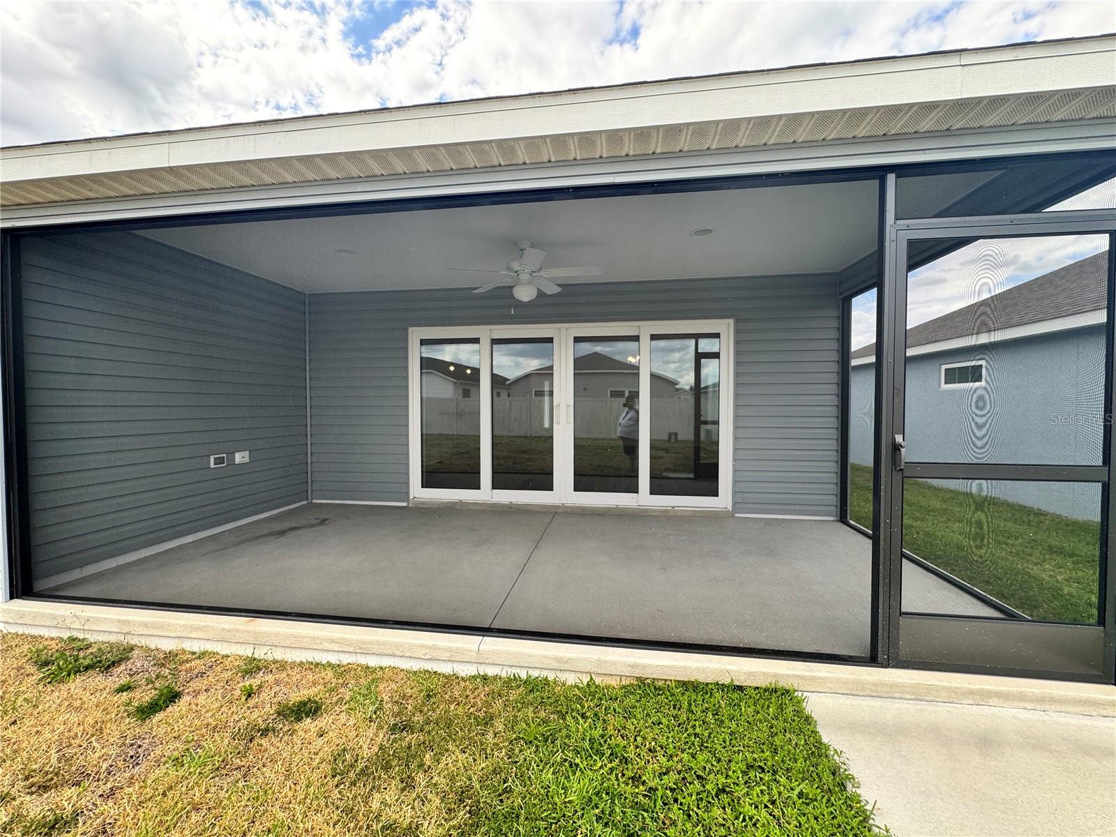 VILLAGES/WEST LK UN #74 - Residential Lease