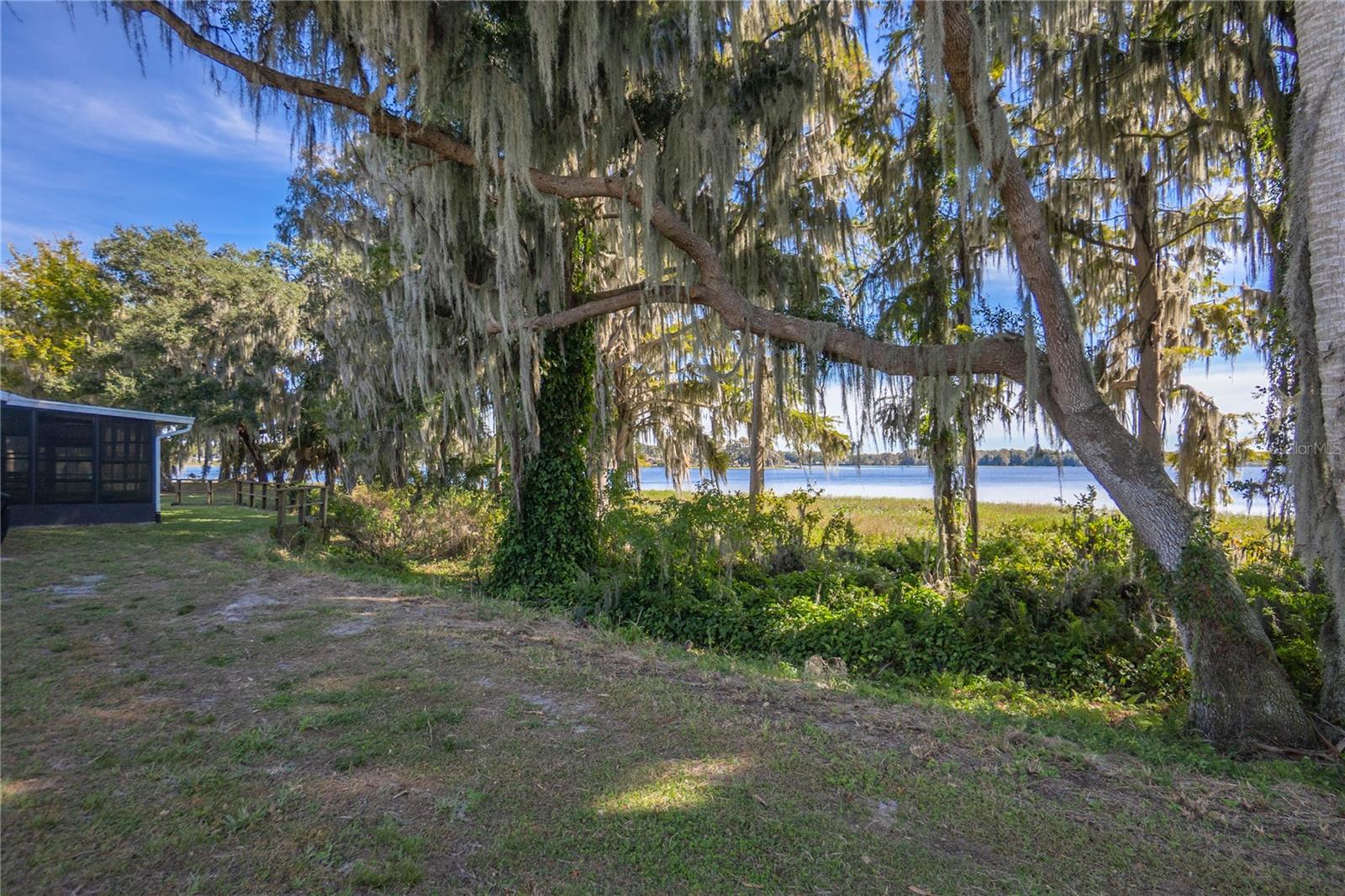 PRITCHARD ISLAND - Residential