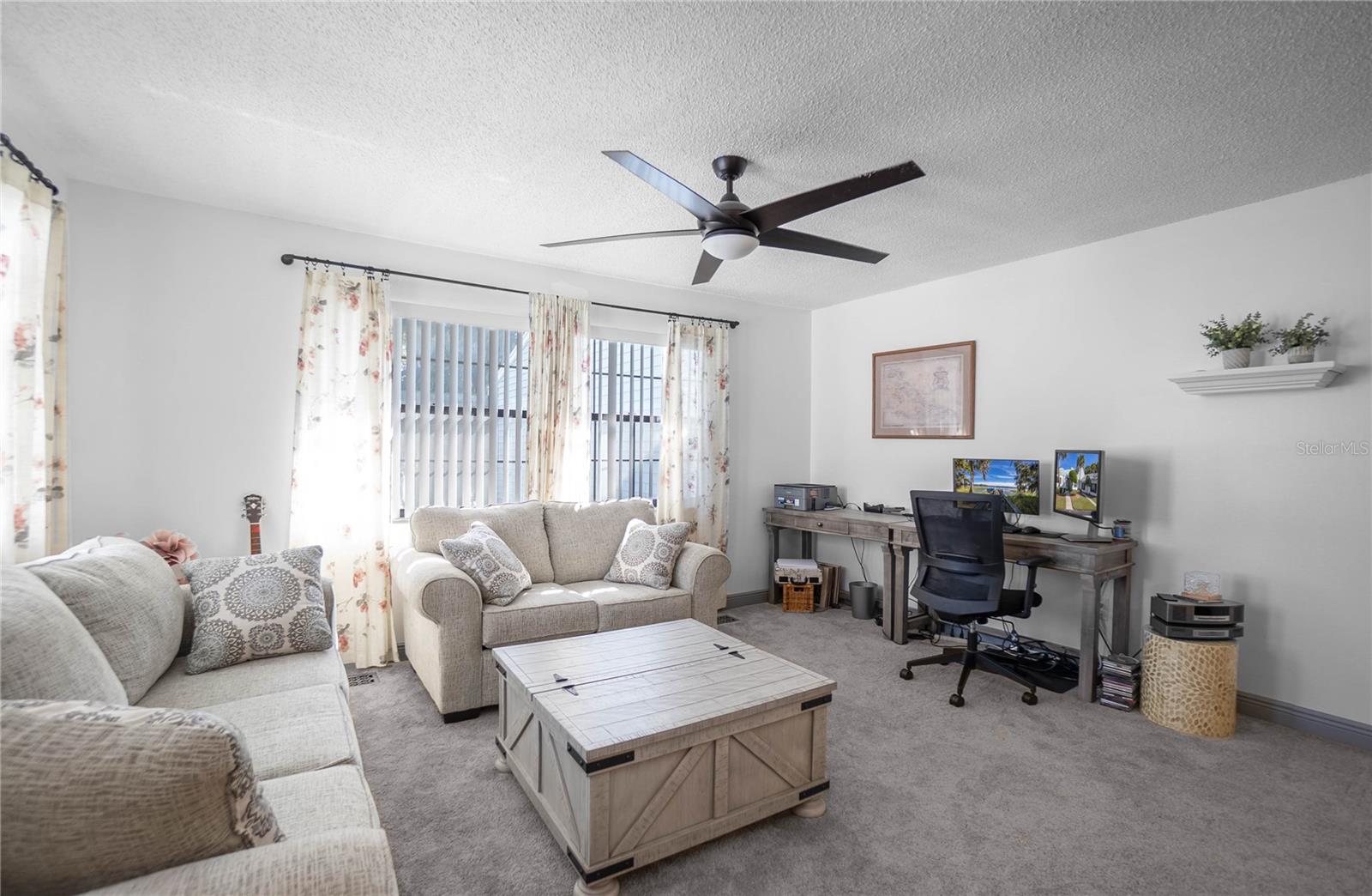 PRITCHARD ISLAND - Residential