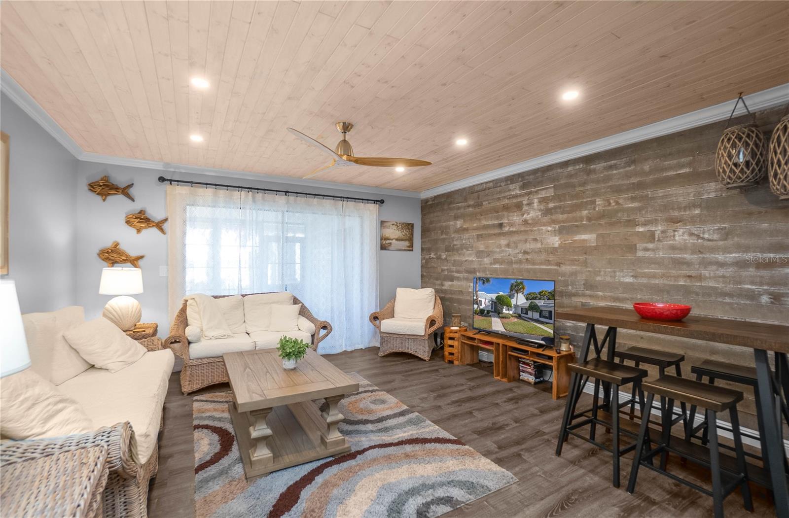 PRITCHARD ISLAND - Residential