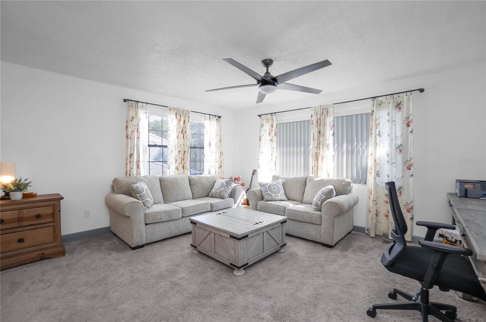 PRITCHARD ISLAND - Residential