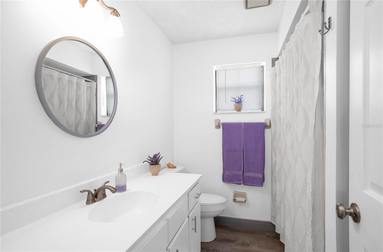 PRITCHARD ISLAND - Residential