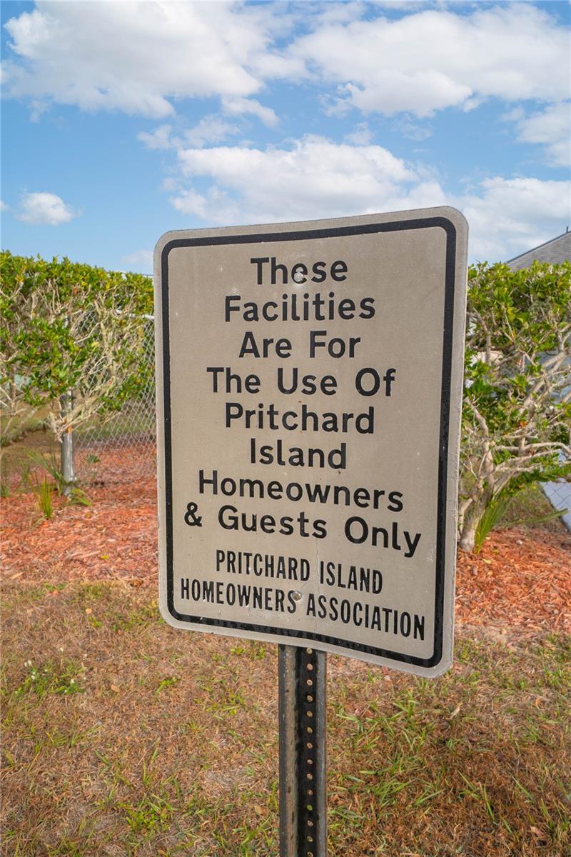 PRITCHARD ISLAND - Residential