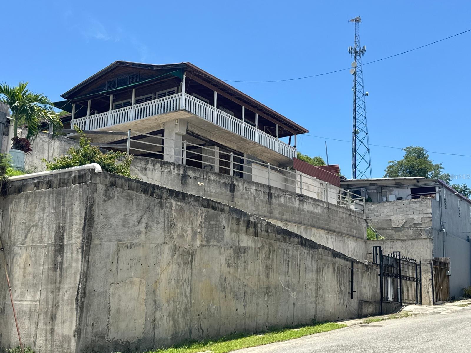 URB. LAS DELICIAS - Residential